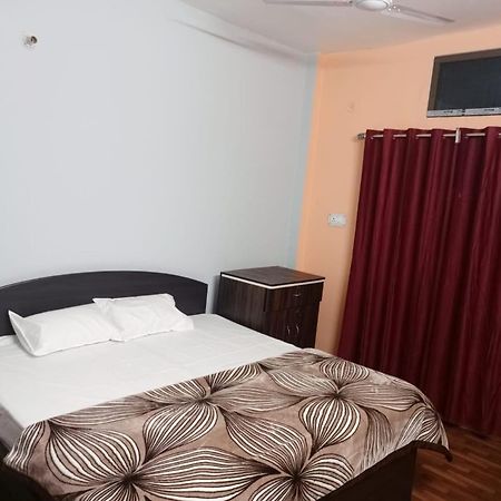 Shri Niwas Homestay Ayodhya Exterior foto